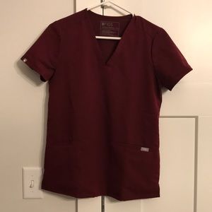 Figs Burgundy 3 Pocket Scrub Top